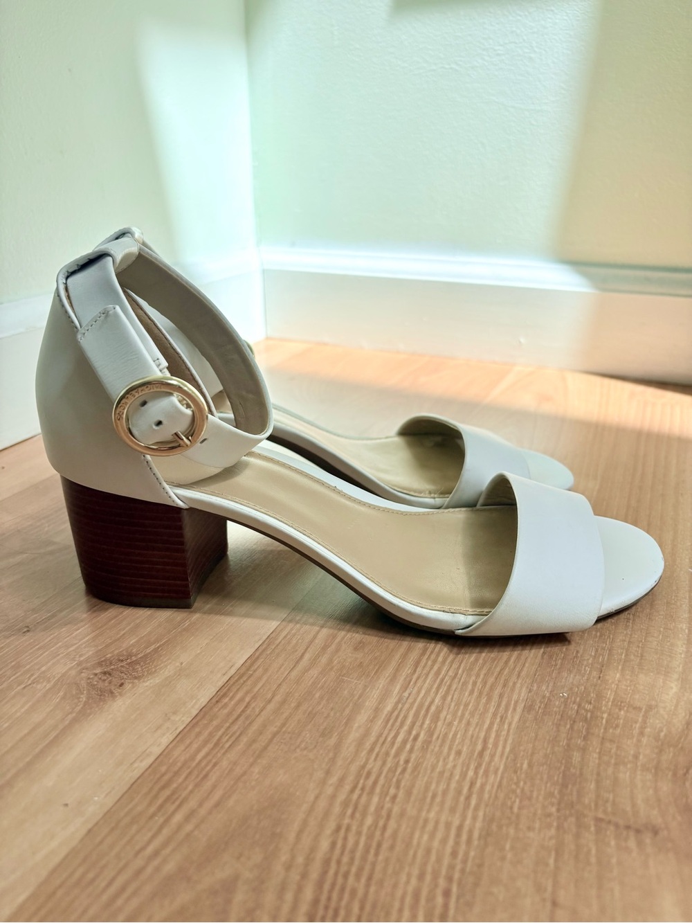 MICHAEL Michael Kors White Ankle-Strap Block Heel Sandals - Picture 4 of 12